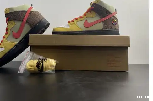 Color Skates CZ2205-700 and Nike Dunk SB Destroy Kebab High 0624